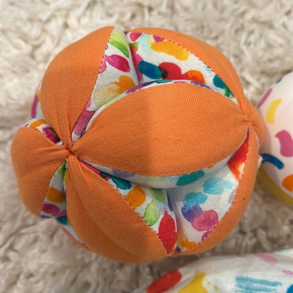 Lovevery infant toys - Picture 3 of 3